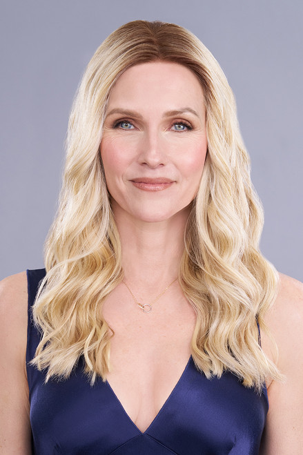 Top Trend Lace HD Wavy 18" blonde topper main